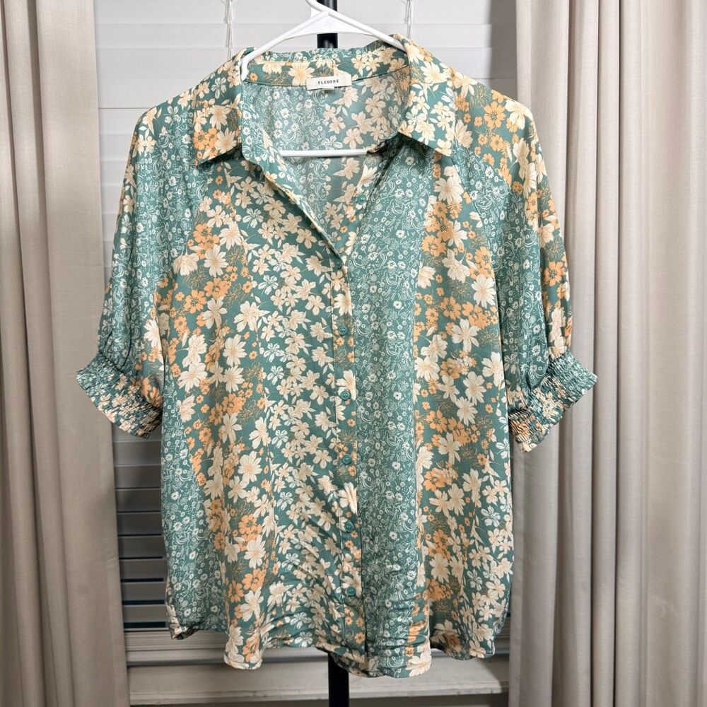 Pleione Green Floral Button Front Blouse Smocked Cuffs Size Small